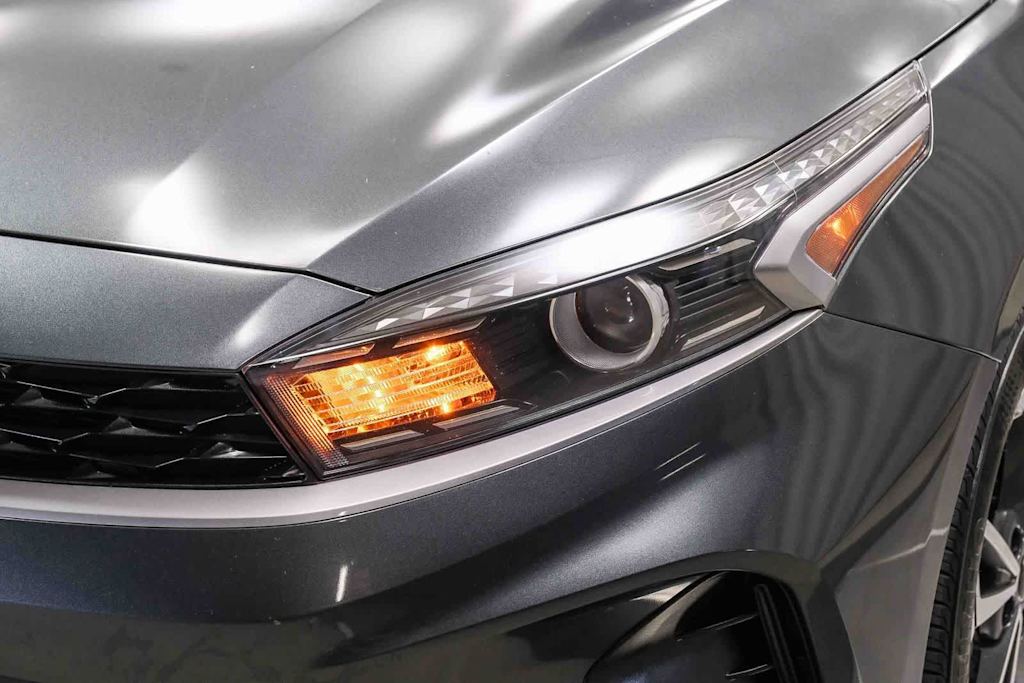 Thumbnail: 2024 Kia Forte - 22