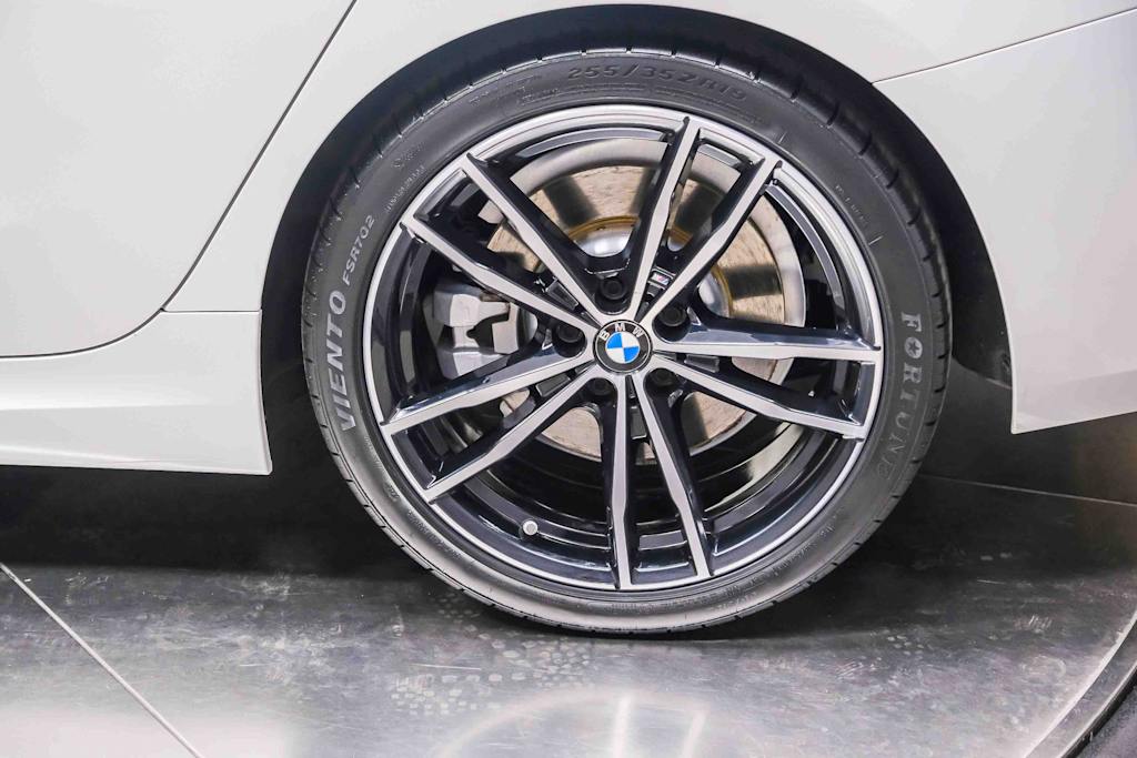 Thumbnail: 2023 BMW 3 Series - 8
