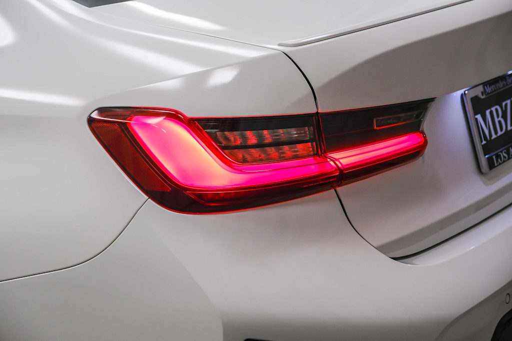 Thumbnail: 2023 BMW 3 Series - 20