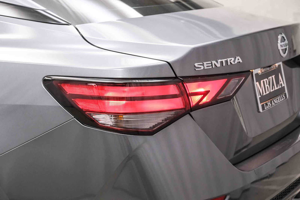 Thumbnail: 2023 Nissan Sentra - 20