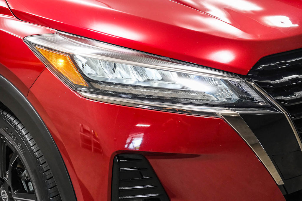 Thumbnail: 2021 Nissan Kicks - 17