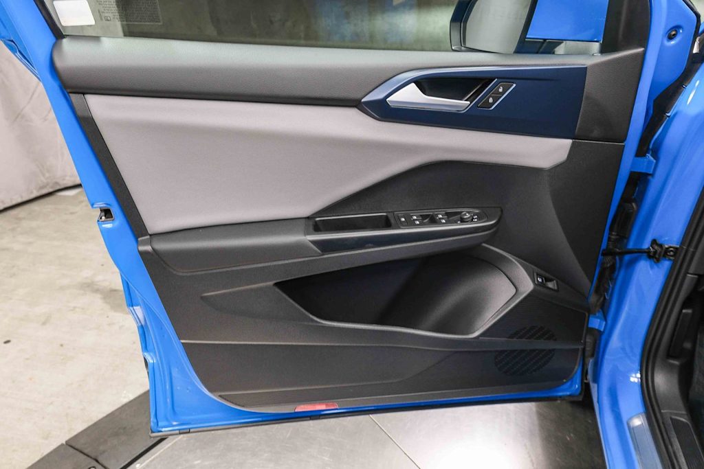 Thumbnail: 2022 Volkswagen Taos - 28