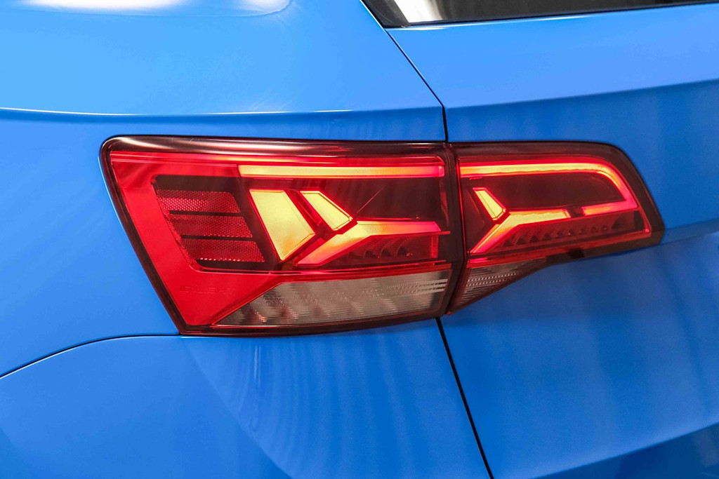 Thumbnail: 2022 Volkswagen Taos - 17
