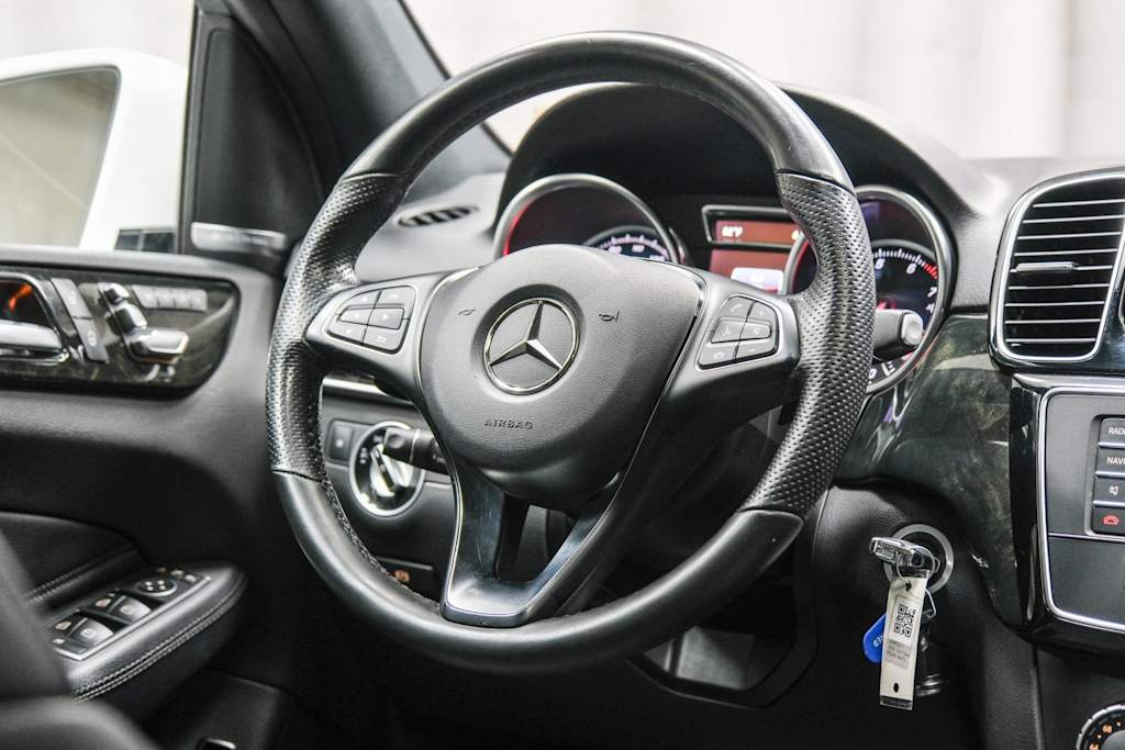 Thumbnail: 2018 Mercedes-Benz GLE - 8