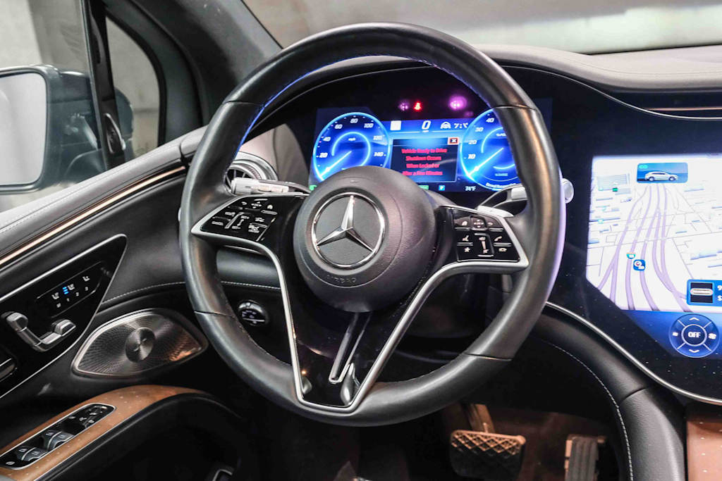 Thumbnail: 2024 Mercedes-Benz EQS - 9