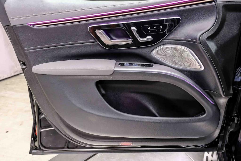 Thumbnail: 2024 Mercedes-Benz EQS - 26