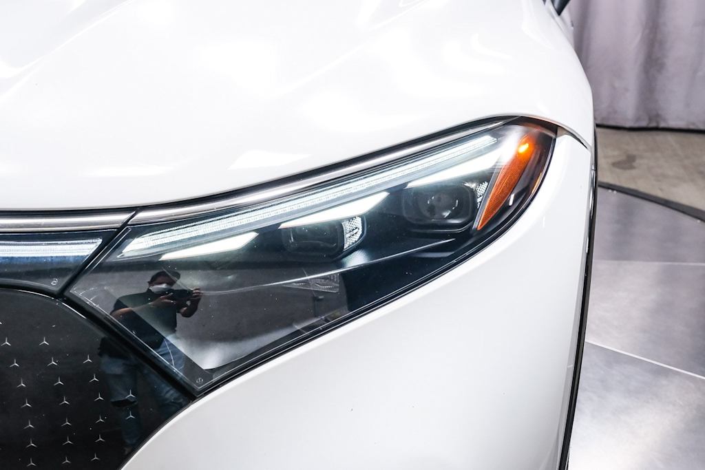 Thumbnail: 2023 Mercedes-Benz EQS - 18