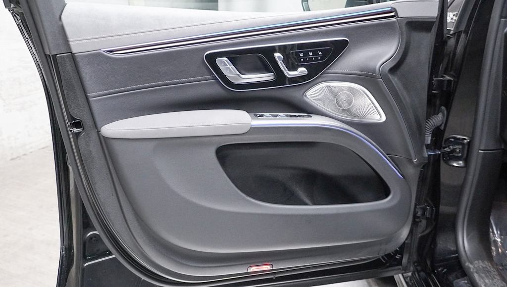 2023 Mercedes-Benz EQS 450+ 23