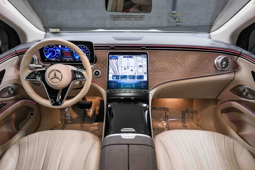 Thumbnail: 2023 Mercedes-Benz EQS - 2