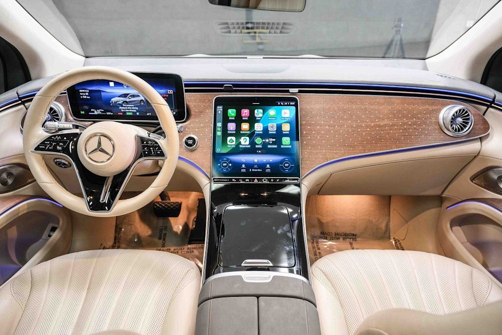 Thumbnail: 2023 Mercedes-Benz EQS - 2