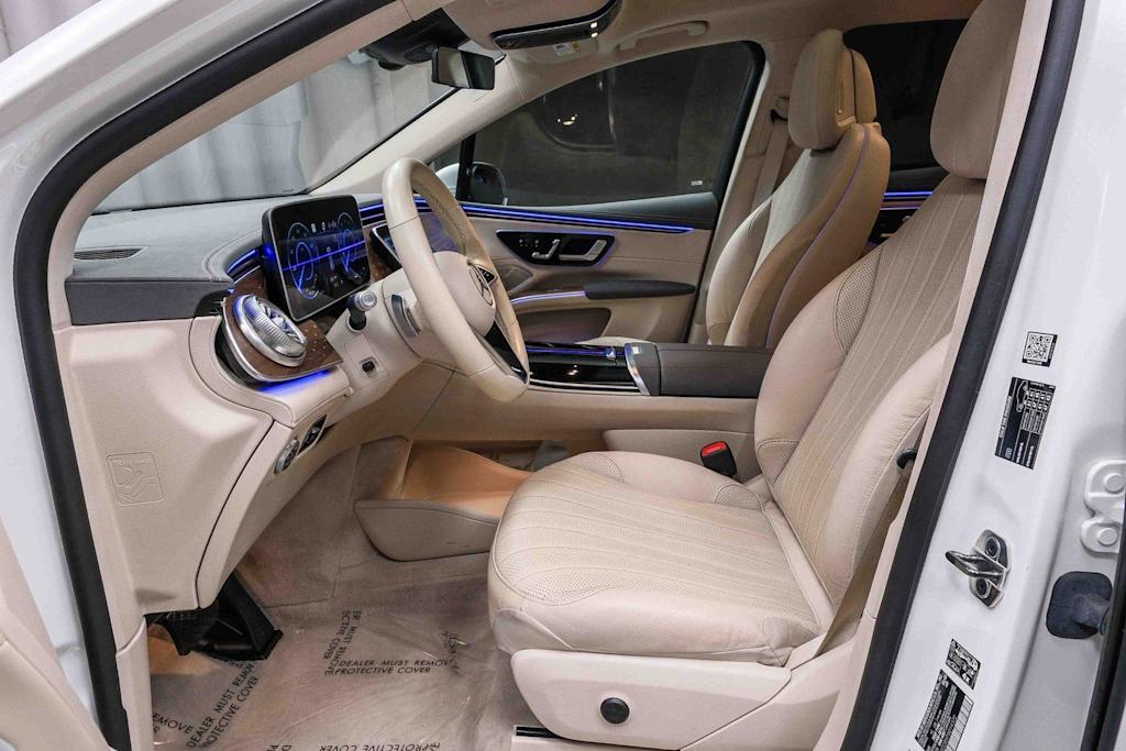 Thumbnail: 2023 Mercedes-Benz EQS - 10