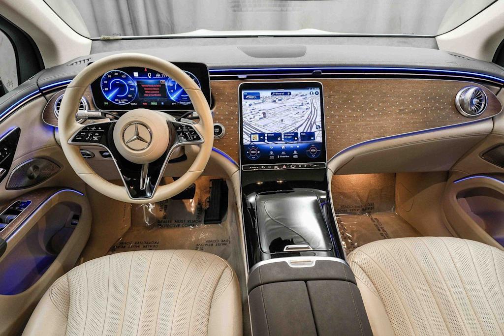 Thumbnail: 2023 Mercedes-Benz EQS - 2