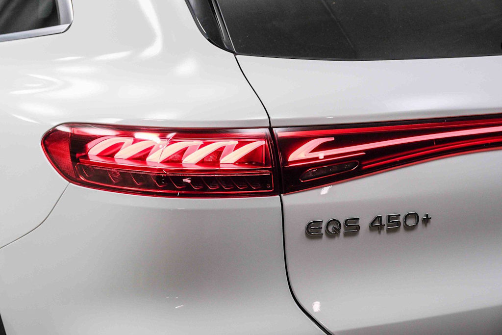 Thumbnail: 2023 Mercedes-Benz EQS - 6