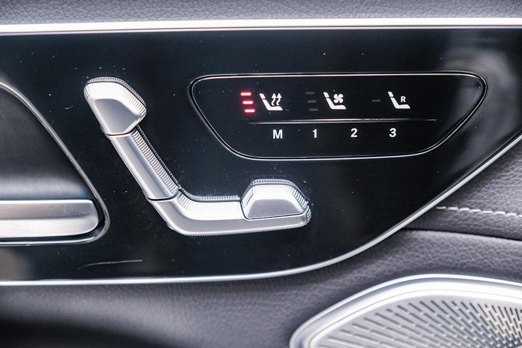 Thumbnail: 2023 Mercedes-Benz EQS - 23