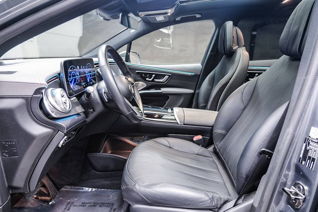 Thumbnail: 2023 Mercedes-Benz EQS - 9