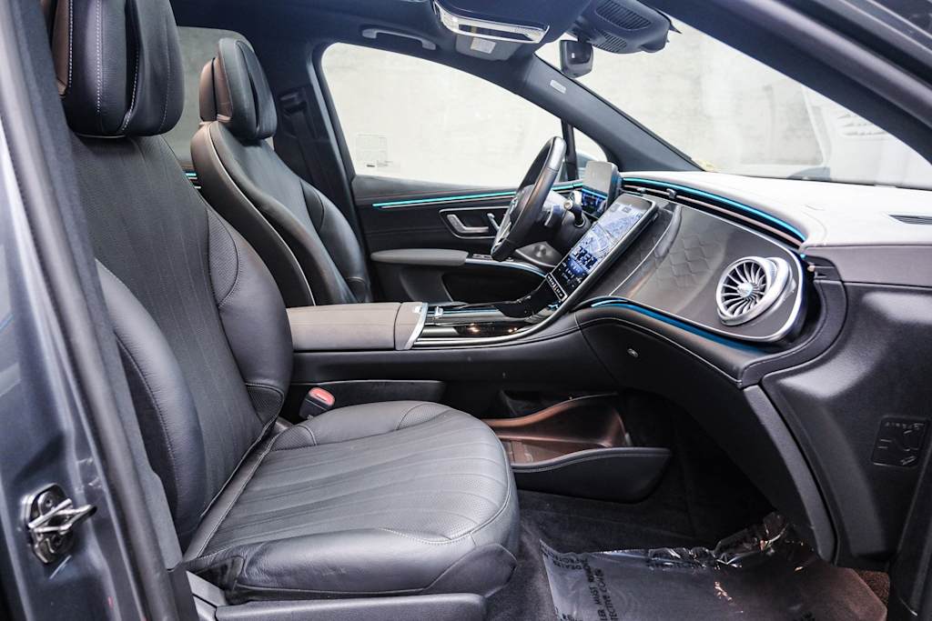 Thumbnail: 2023 Mercedes-Benz EQS - 8