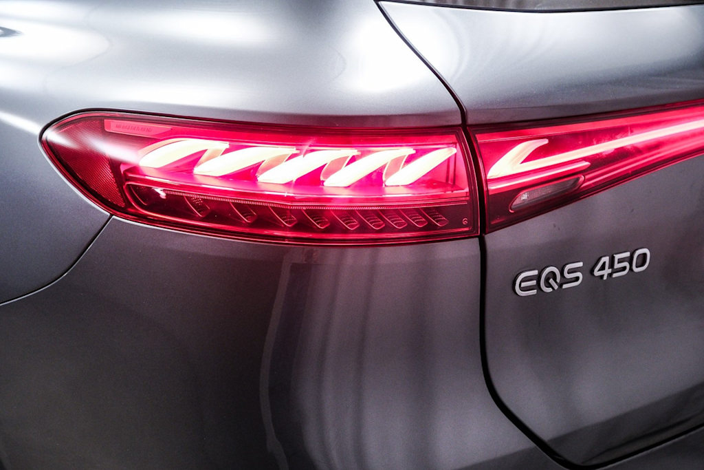 Thumbnail: 2023 Mercedes-Benz EQS - 17