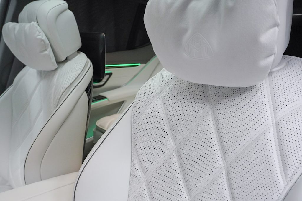 2025 Mercedes-Benz EQS Maybach EQS 680 11