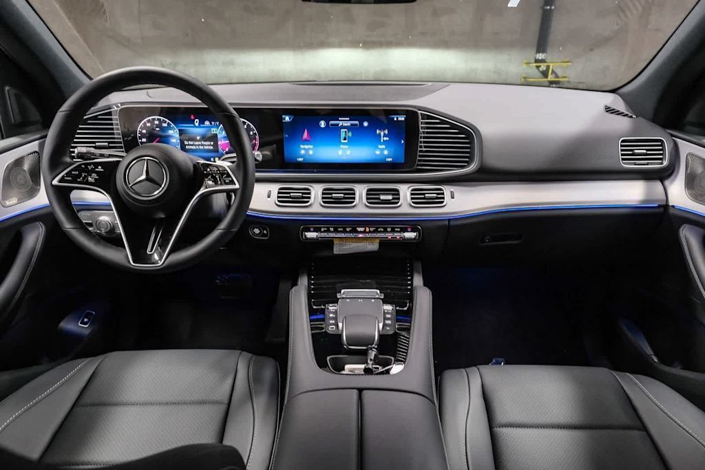 Thumbnail: 2026 Mercedes-Benz GLE - 2