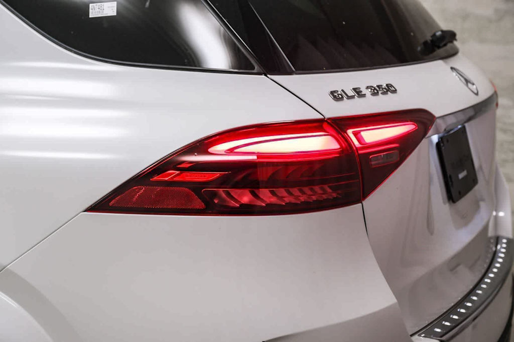 Thumbnail: 2026 Mercedes-Benz GLE - 17