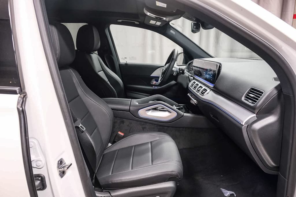 Thumbnail: 2026 Mercedes-Benz GLE - 11