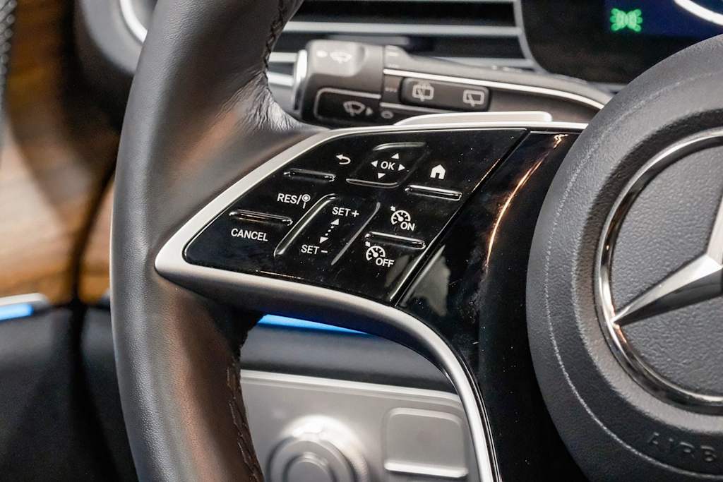 Thumbnail: 2026 Mercedes-Benz GLE - 15
