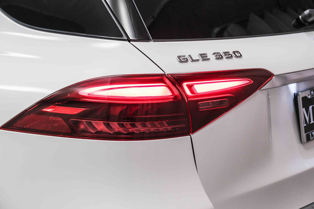Thumbnail: 2025 Mercedes-Benz GLE - 19