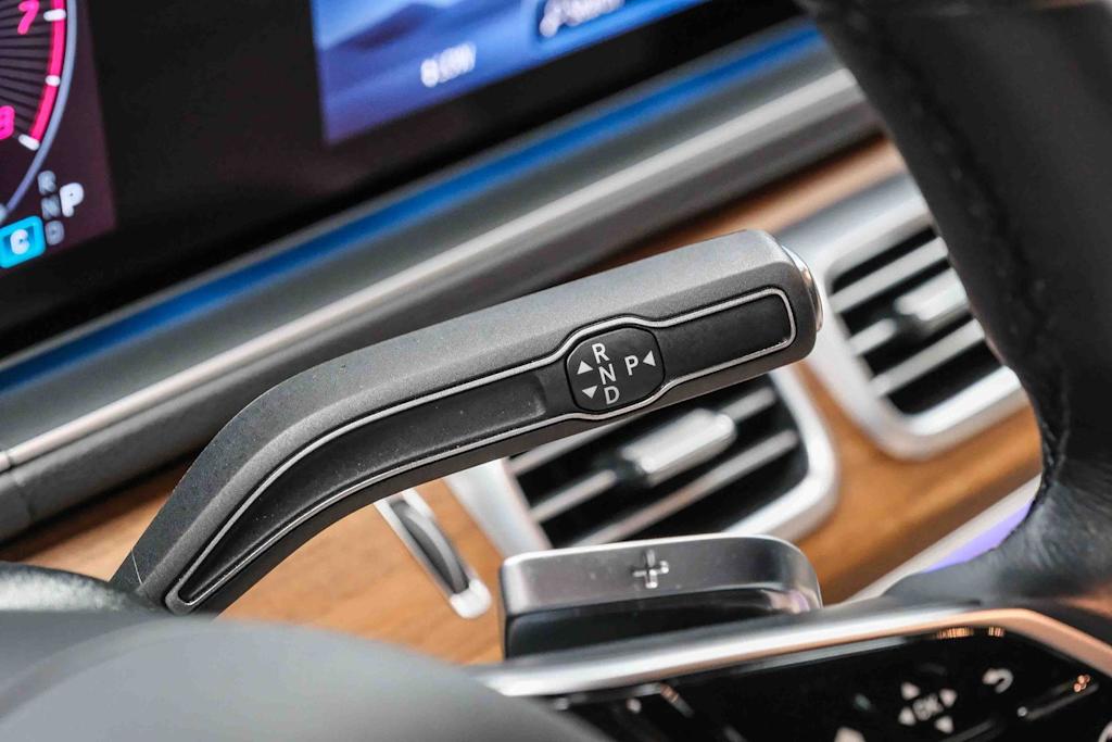 Thumbnail: 2025 Mercedes-Benz GLE - 27