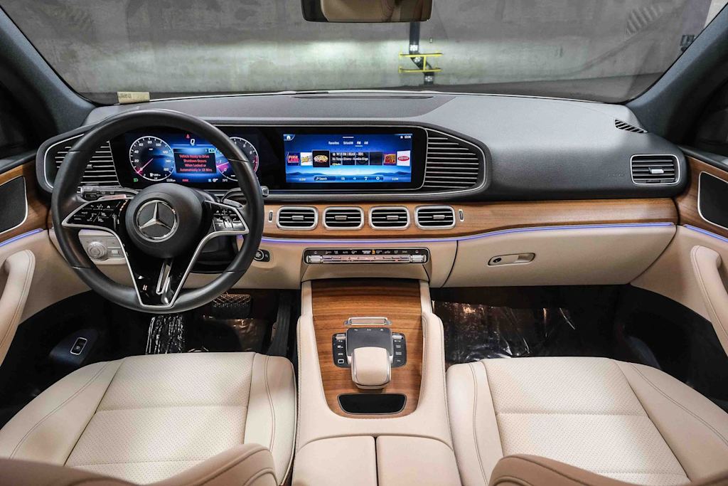 Thumbnail: 2025 Mercedes-Benz GLE - 2