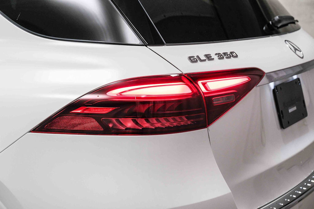Thumbnail: 2026 Mercedes-Benz GLE - 18