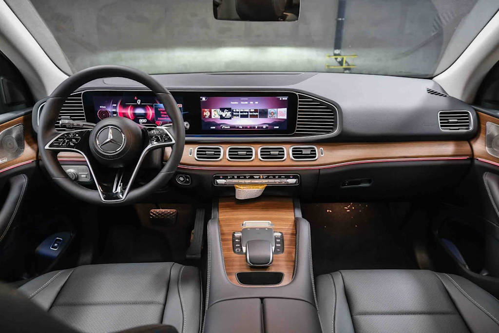 Thumbnail: 2026 Mercedes-Benz GLE - 2