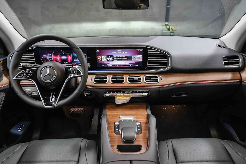 Thumbnail: 2026 Mercedes-Benz GLE - 10
