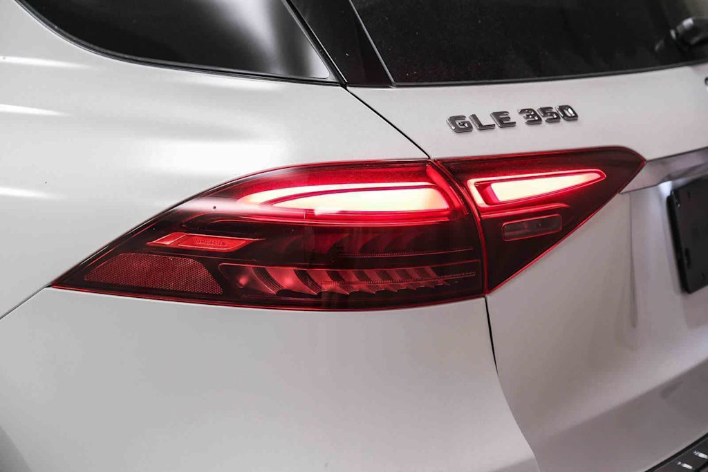 Thumbnail: 2026 Mercedes-Benz GLE - 20