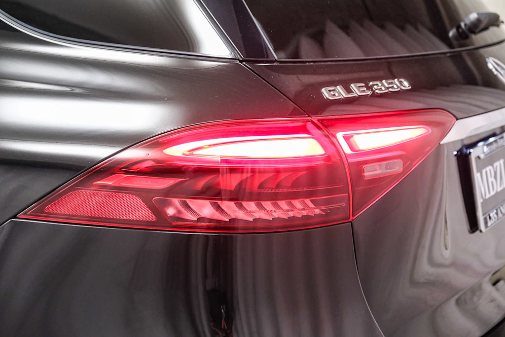 Thumbnail: 2025 Mercedes-Benz GLE - 17