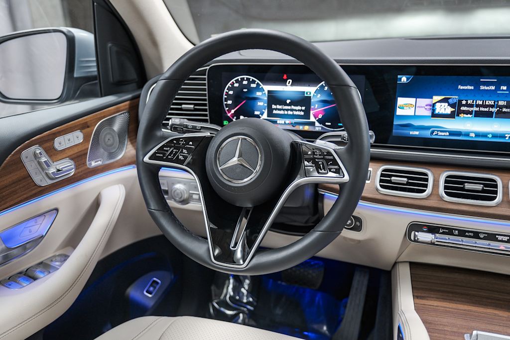 Thumbnail: 2026 Mercedes-Benz GLE - 7
