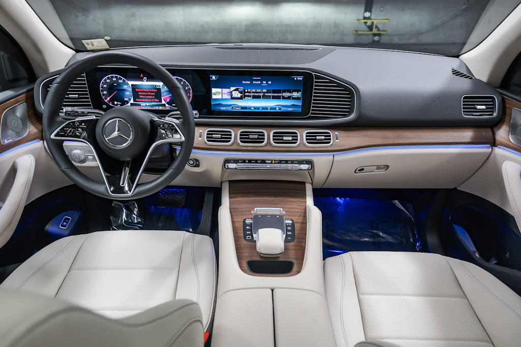 Thumbnail: 2026 Mercedes-Benz GLE - 2
