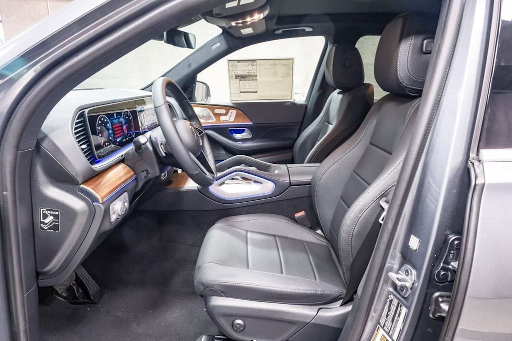 Thumbnail: 2026 Mercedes-Benz GLE - 10