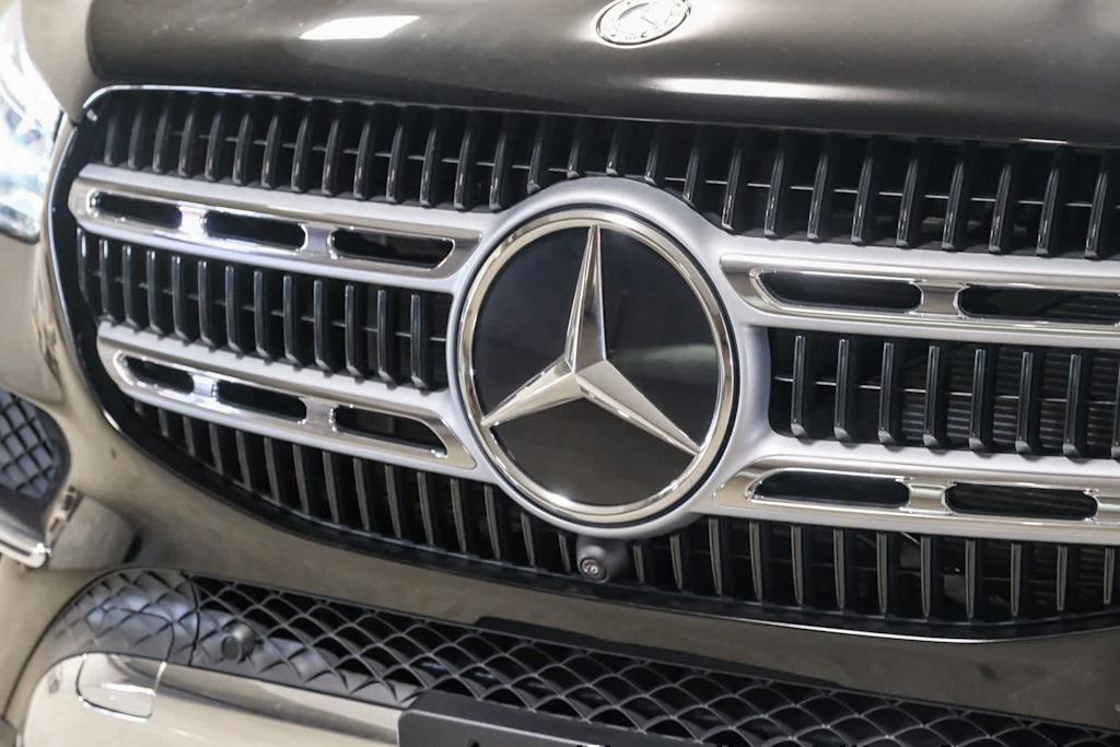 Thumbnail: 2026 Mercedes-Benz GLE - 7