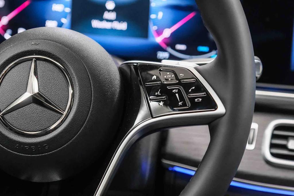 Thumbnail: 2026 Mercedes-Benz GLE - 24