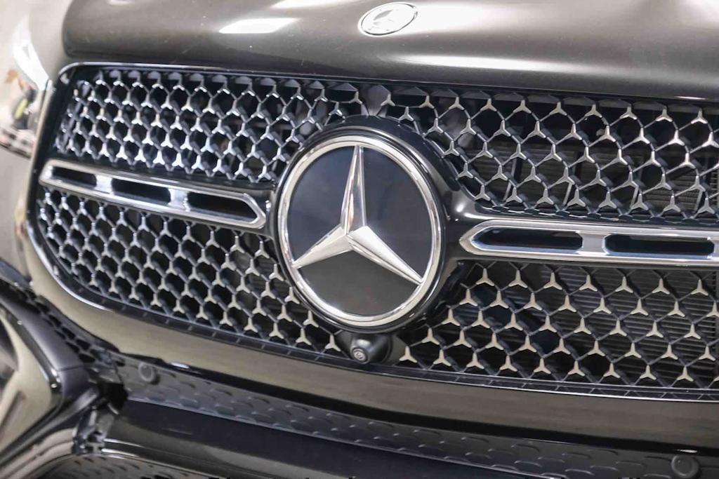 Thumbnail: 2026 Mercedes-Benz GLE - 7