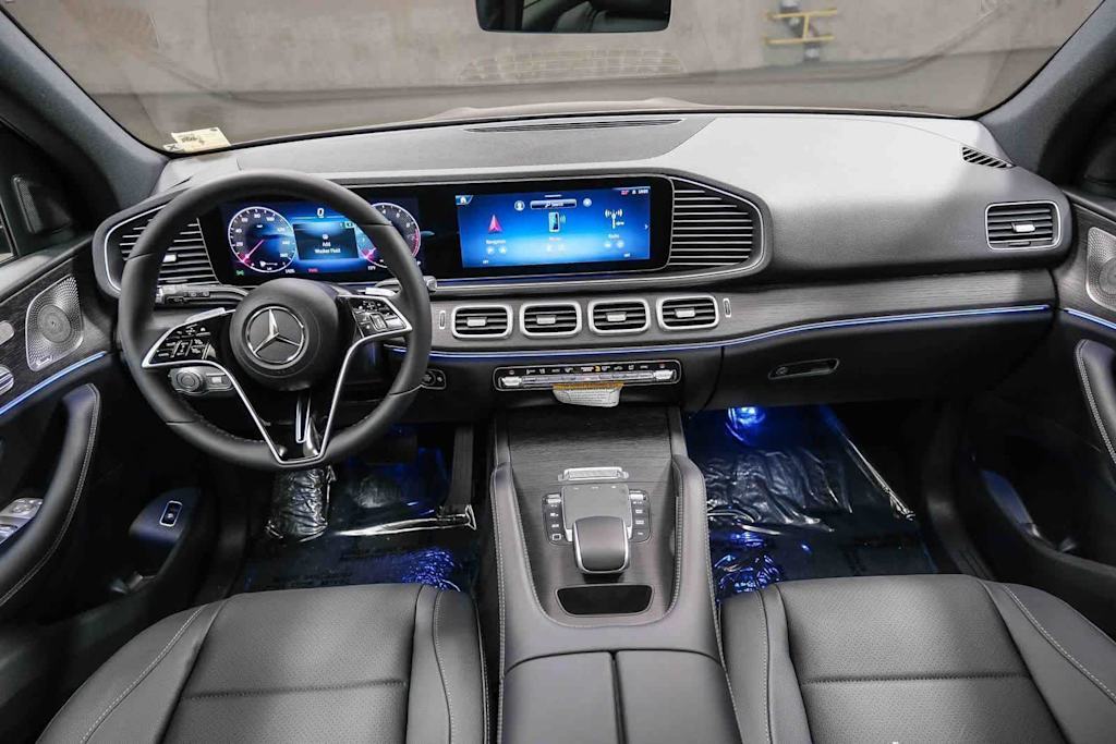 Thumbnail: 2026 Mercedes-Benz GLE - 2