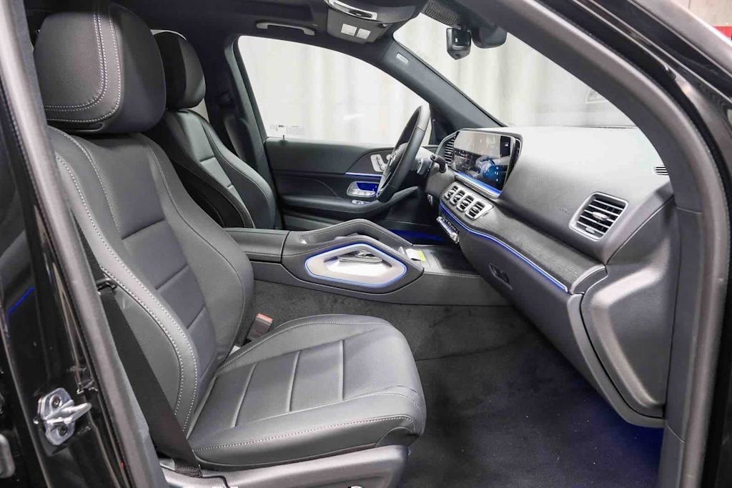 Thumbnail: 2026 Mercedes-Benz GLE - 10