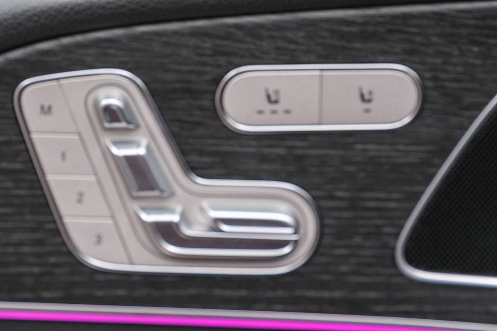 Thumbnail: 2025 Mercedes-Benz GLE - 28