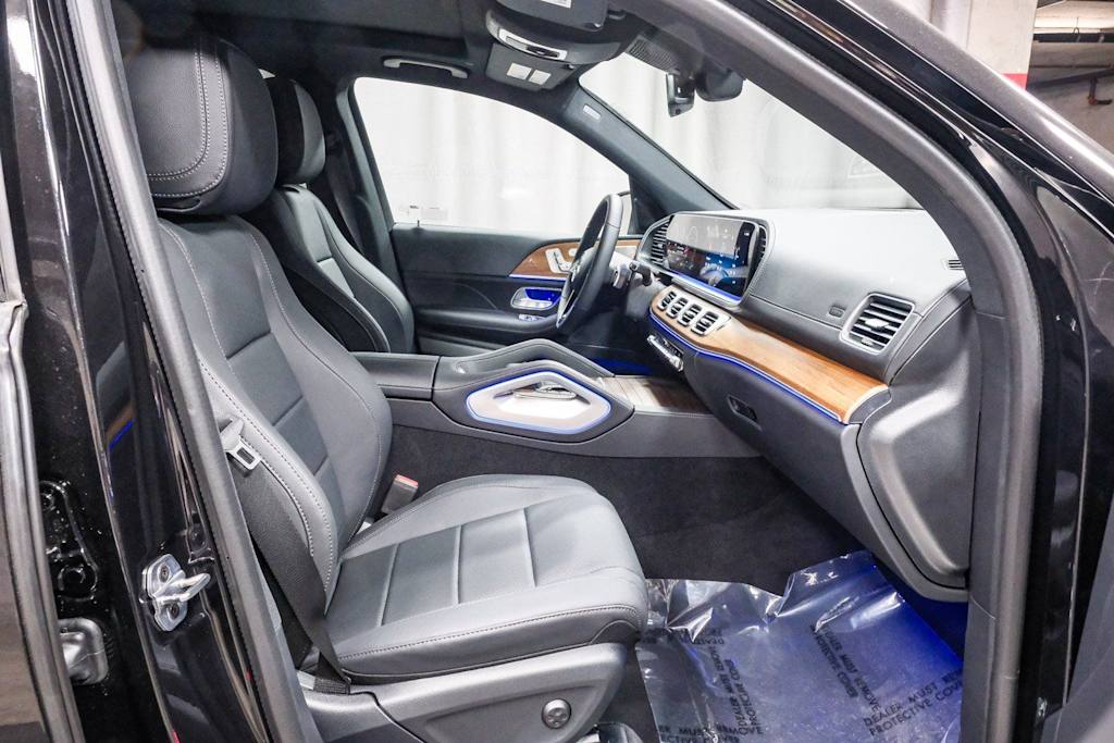 Thumbnail: 2026 Mercedes-Benz GLE - 8