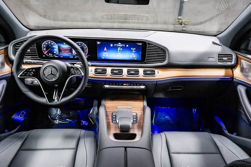Thumbnail: 2026 Mercedes-Benz GLE - 2