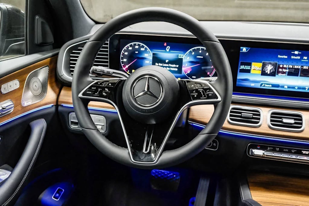 Thumbnail: 2026 Mercedes-Benz GLE - 8