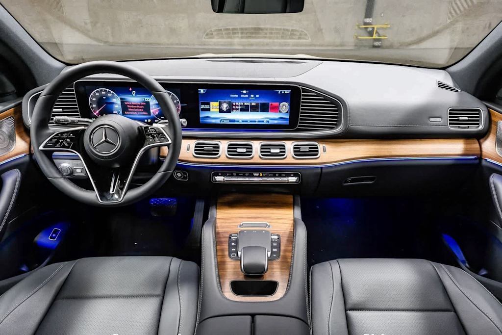Thumbnail: 2026 Mercedes-Benz GLE - 2