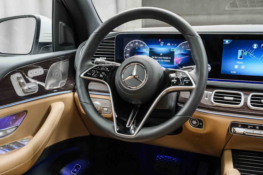Thumbnail: 2026 Mercedes-Benz GLE - 2