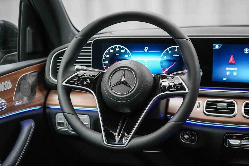 Thumbnail: 2026 Mercedes-Benz GLE - 8