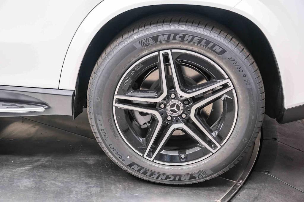 Thumbnail: 2026 Mercedes-Benz GLE - 8